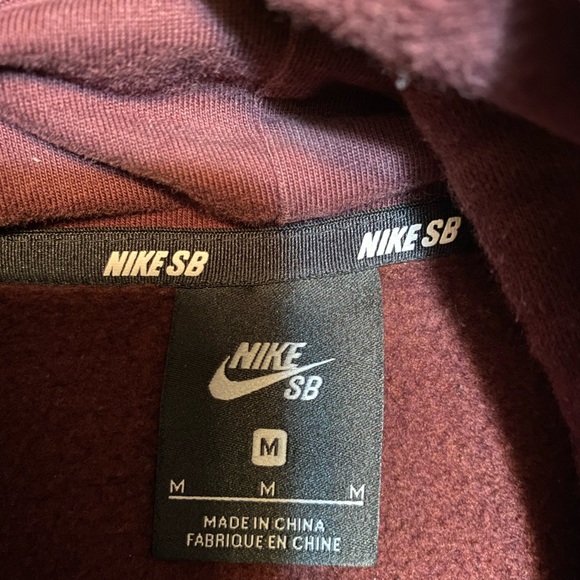 Maroon Nike hoodie - Picture 2 of 2